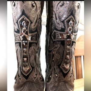Women’s corral boots